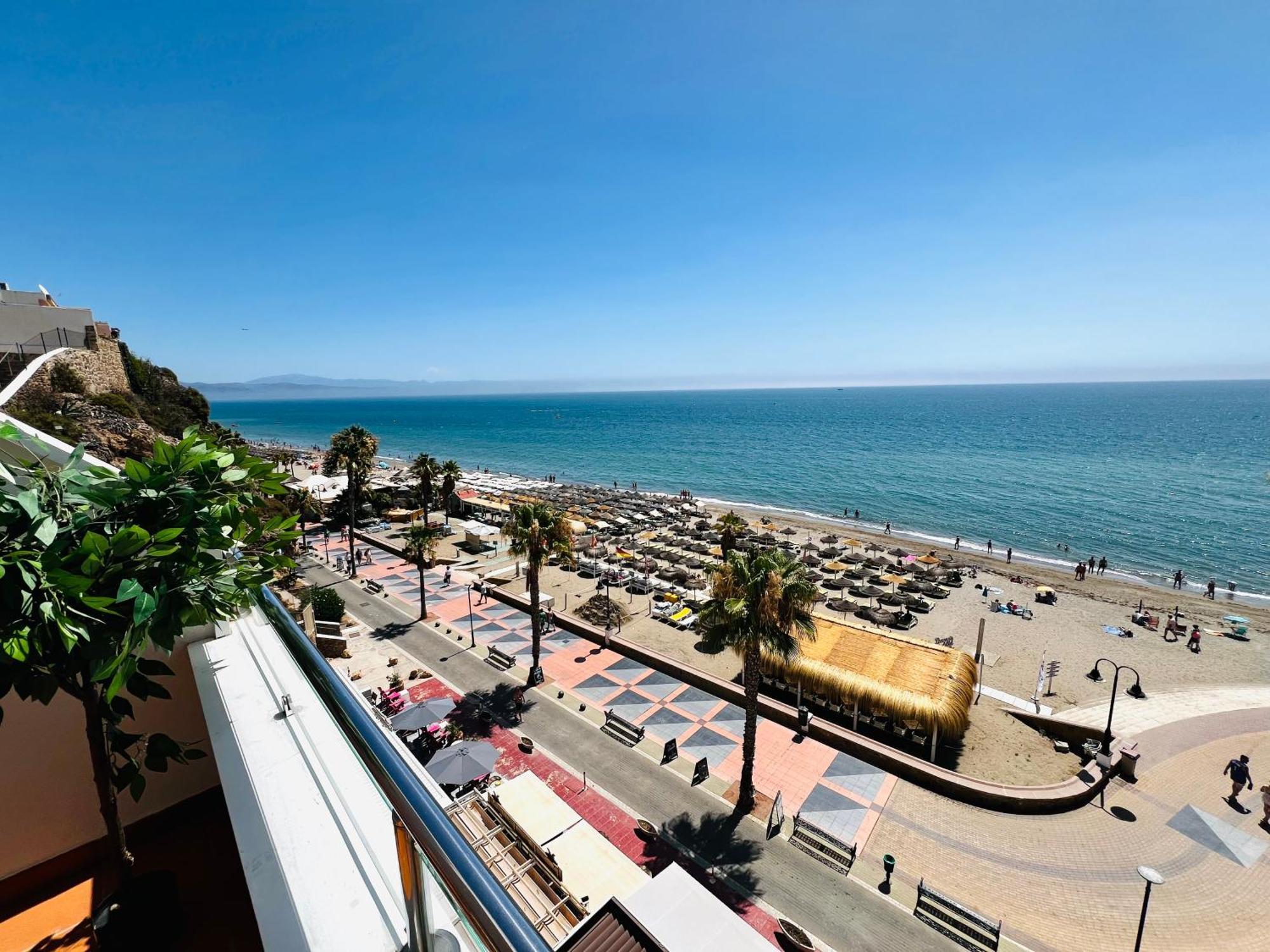 La Roca Frente Al Mar Sinese Design Homes Appartement
